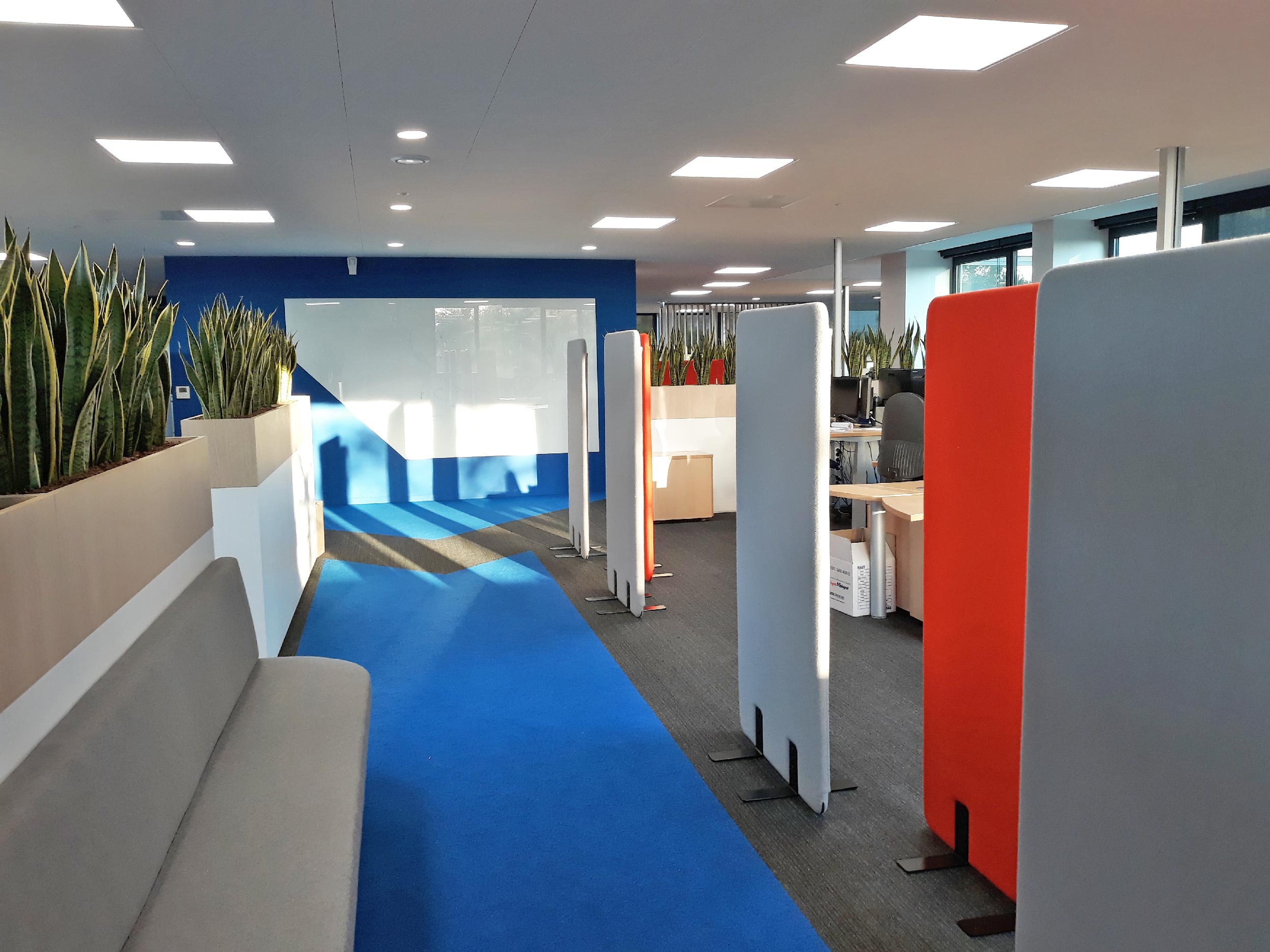 Aménagement de bâtiment tertiaire, de bureaux modernes et accueillants